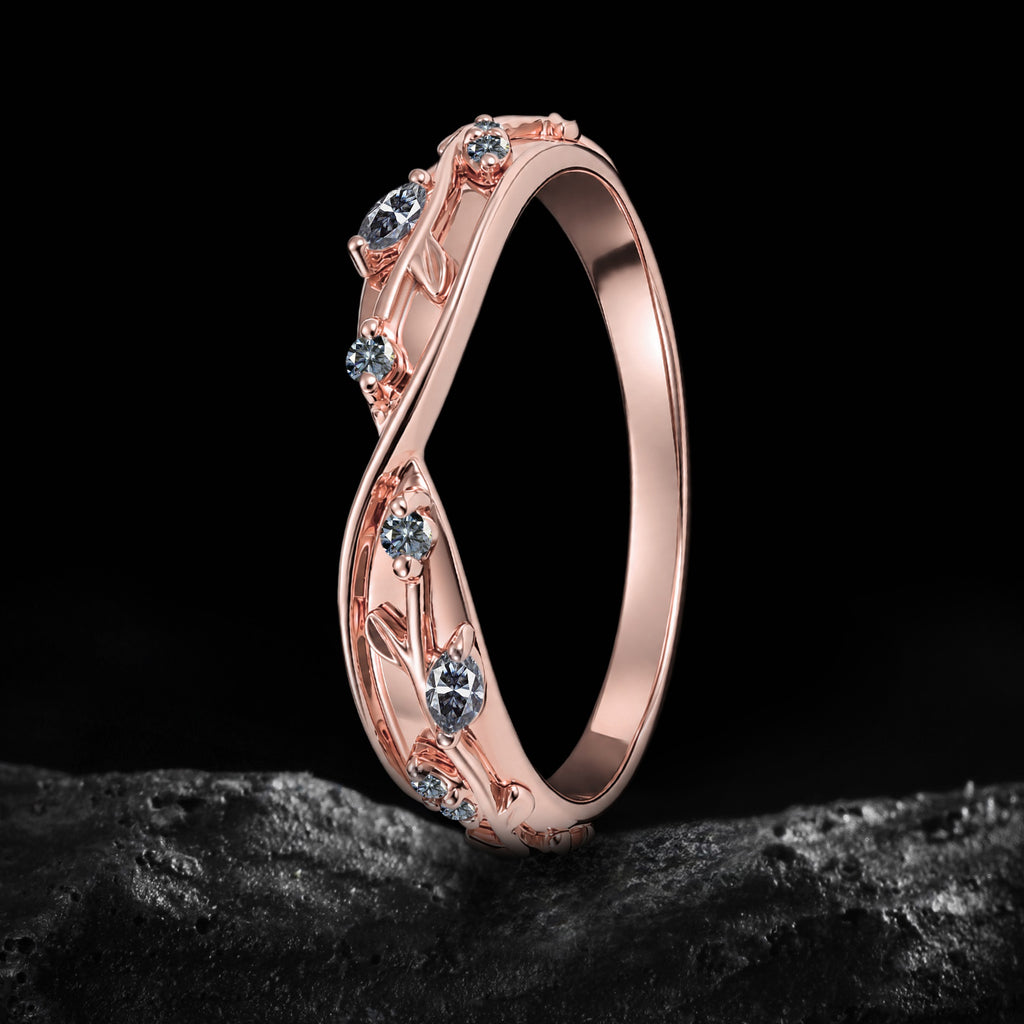 Gray Moissanite Leaf Engraved Twisted Band