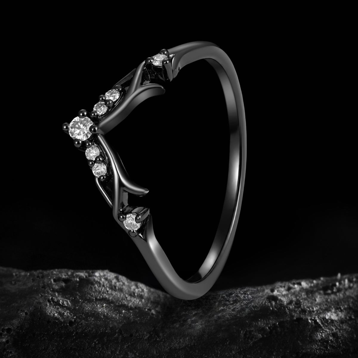 Lab Diamond Horned Crown Gothic Curved Band Ring