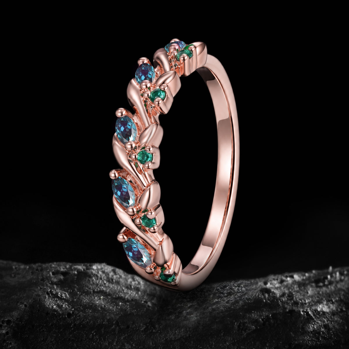 Lab Emerald & Lab Alexandrite Twisted Band Ring