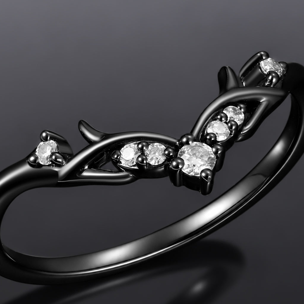 Lab Diamond Horned Crown Gothic Curved Band Ring