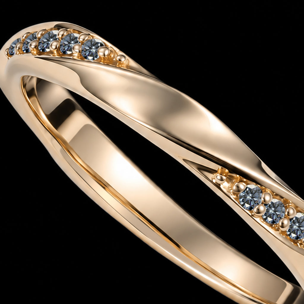 Pavé Gray Moissanite Flowing Twist Band Ring