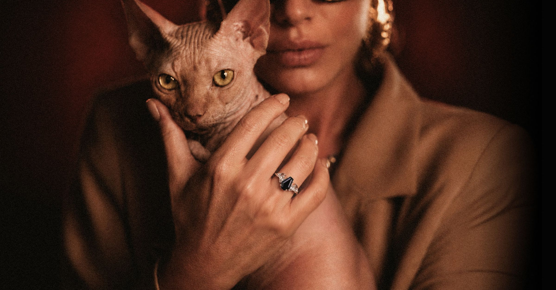 WHAT IS AN ALTERNATIVE
ENGAGEMENT RING?