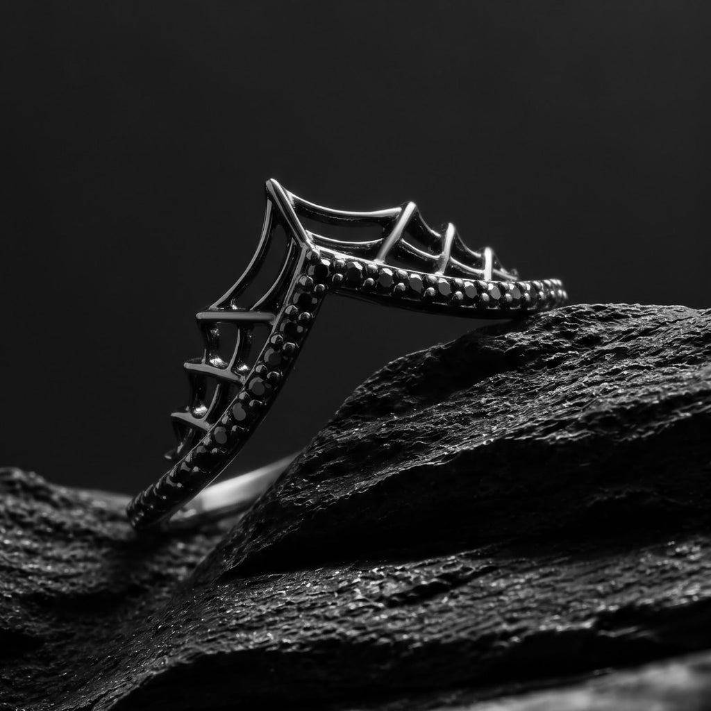 Pavé Black Moissanite Spider Web Gothic Curved Band